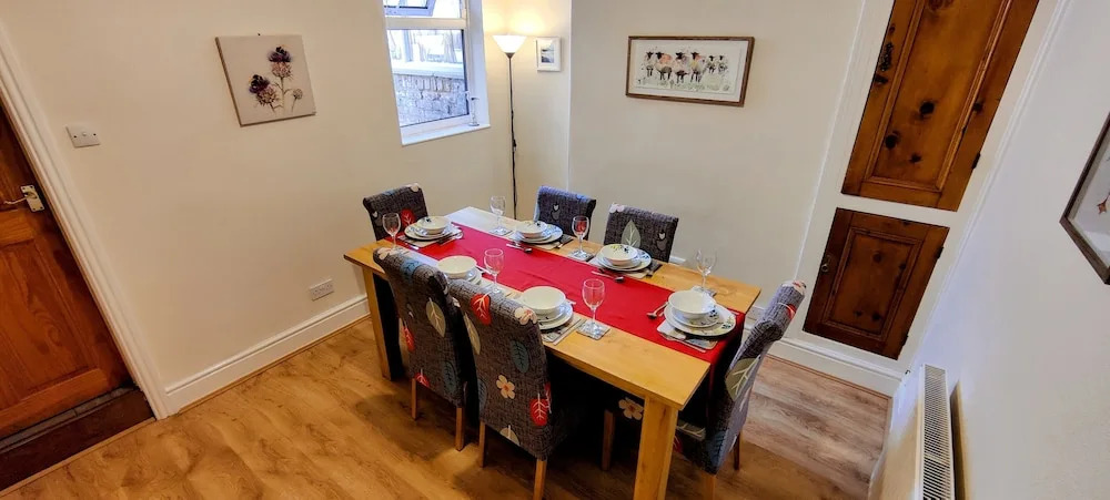 Rhubarb Terrace on the Coast - Sleeps 1-6