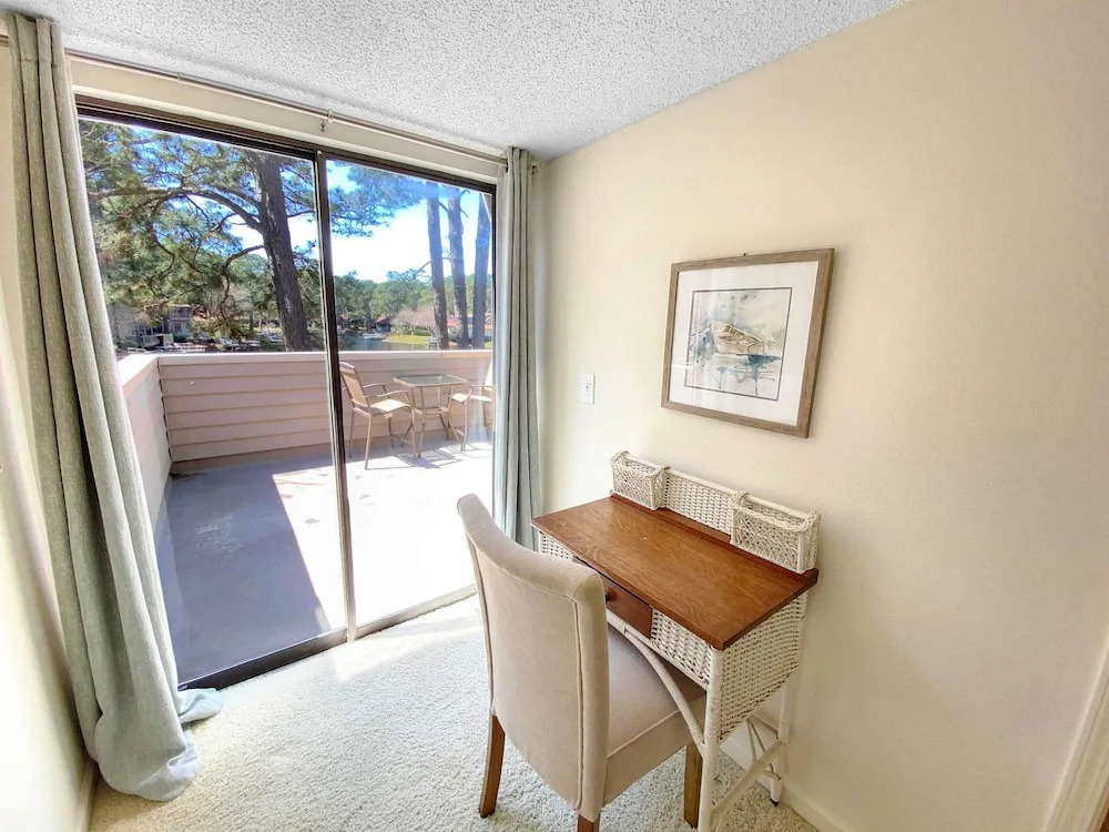Wine Down at Fairways 202 at Sandestin by Destin Getaways