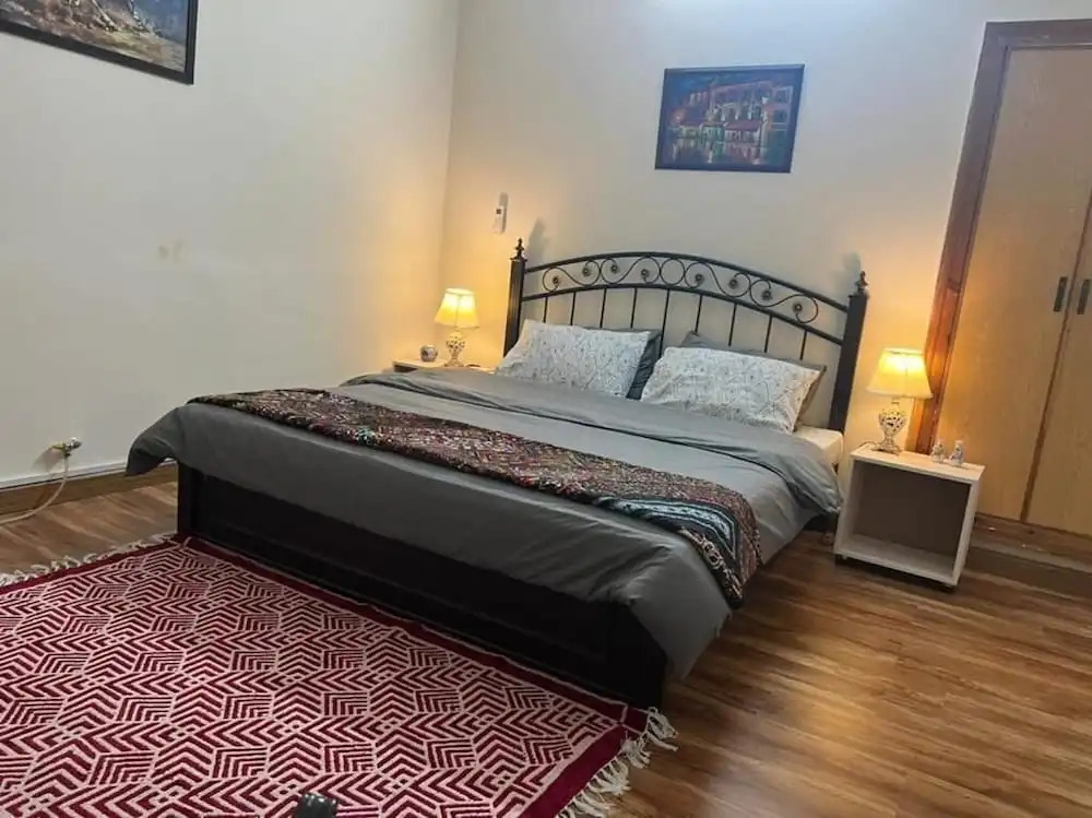 Urban Lodge