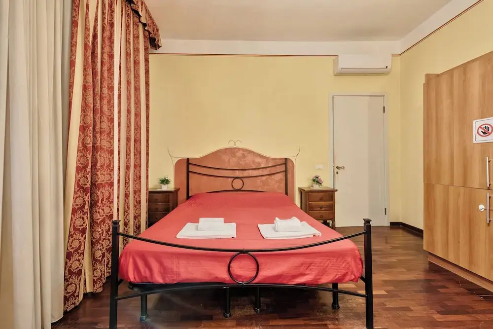 Joy Rialto Rooms Venice