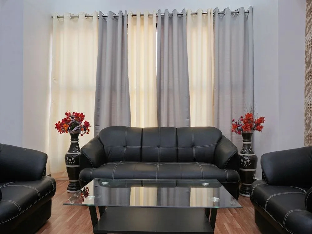 OYO 24161 Hotel Centre Point