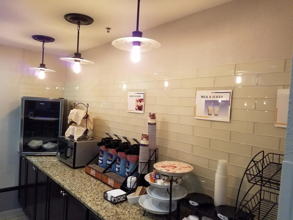 Best Western Magnolia Inn and Suites