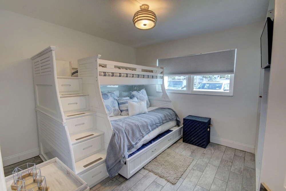 116 El Matador 2 Bedroom Condo by RedAwning