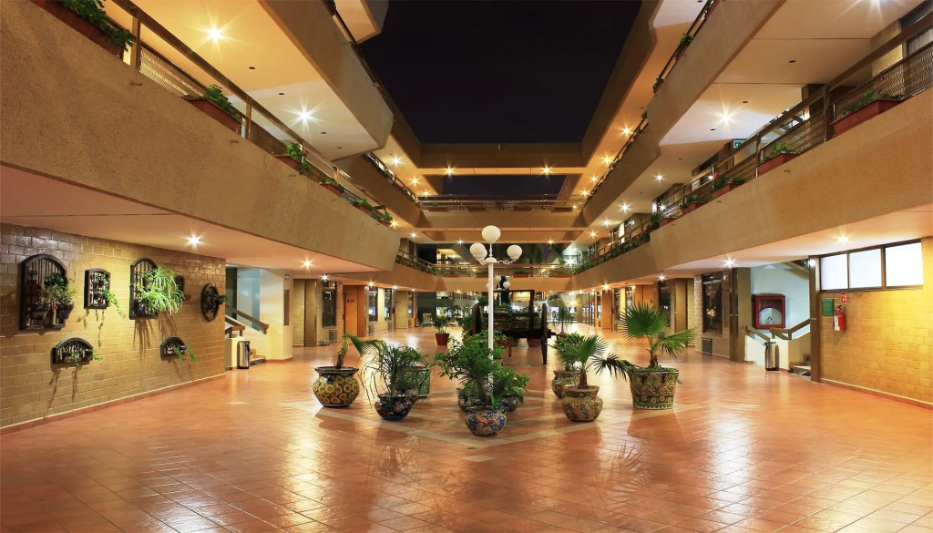 Best Western PLUS Plaza Florida & Tower