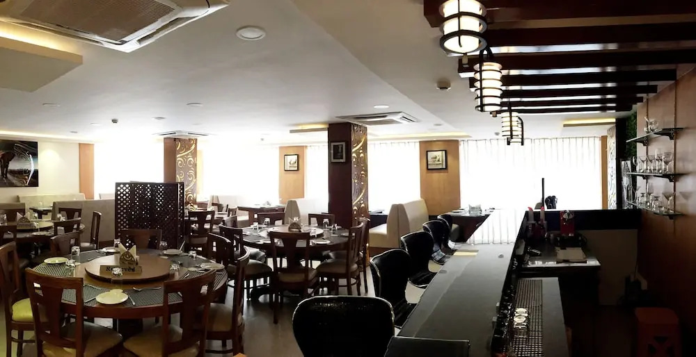 Fabhotel Prestige