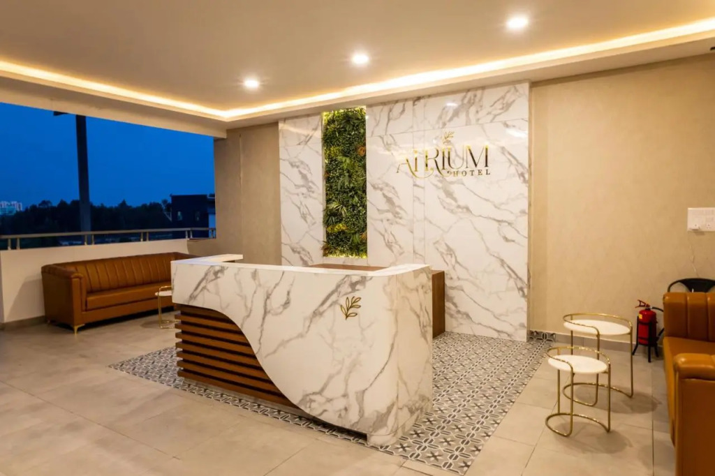 Atrium Hotel