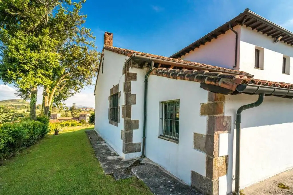 Cantabria Collection - Espectacular casona cerca de la Colegiata