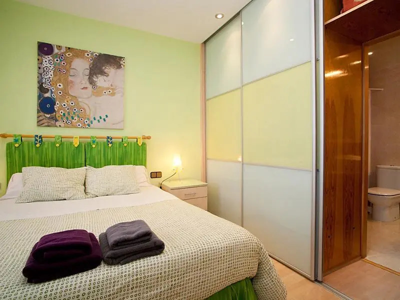 Sants-Montjuic Rambla Badal - Four Bedroom
