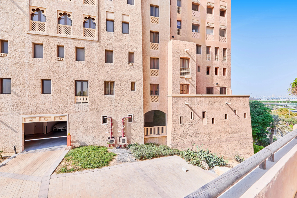 Апартаменты bnbme | Al Badia Hillside 3 | 3BR + Maid Room