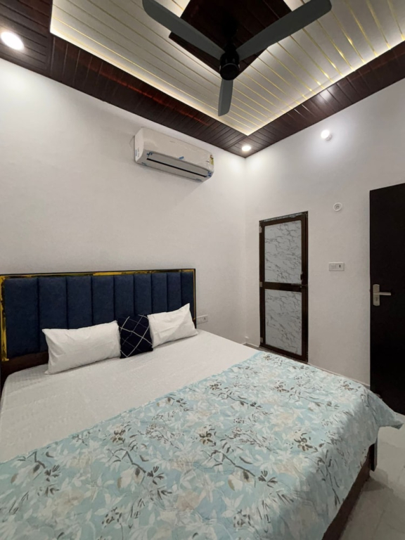 Suryavanshi Guest House