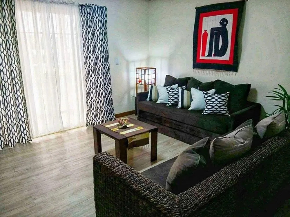 Burnham Hill 2BR Condo