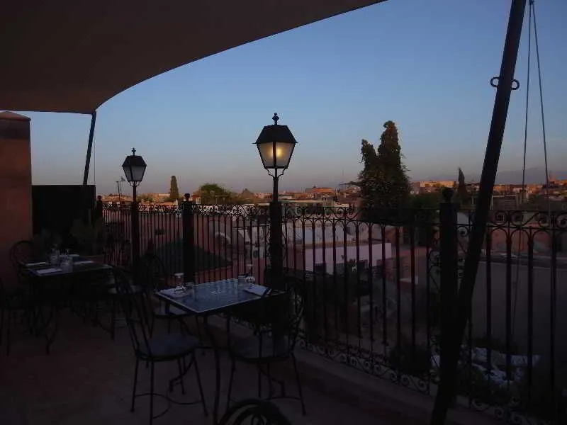 Riad Bazaar Cafe