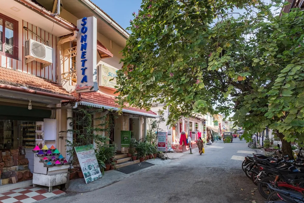Sonnetta Residency