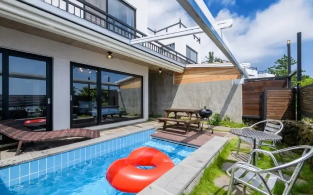 Seogwipo Who House Pool Villa