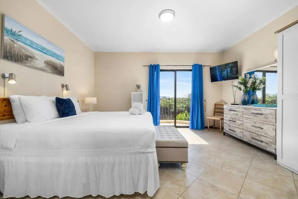 Townhome Goldcoast GYM Pools 24 7 Security