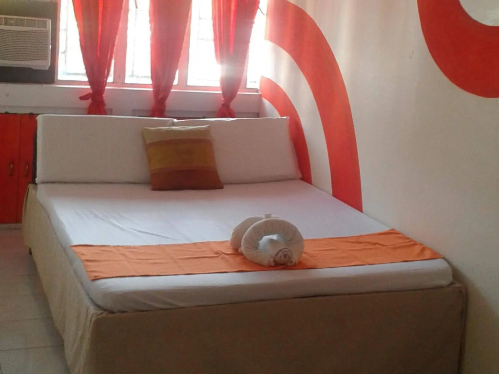 Dormitels Bacolod - Hostel