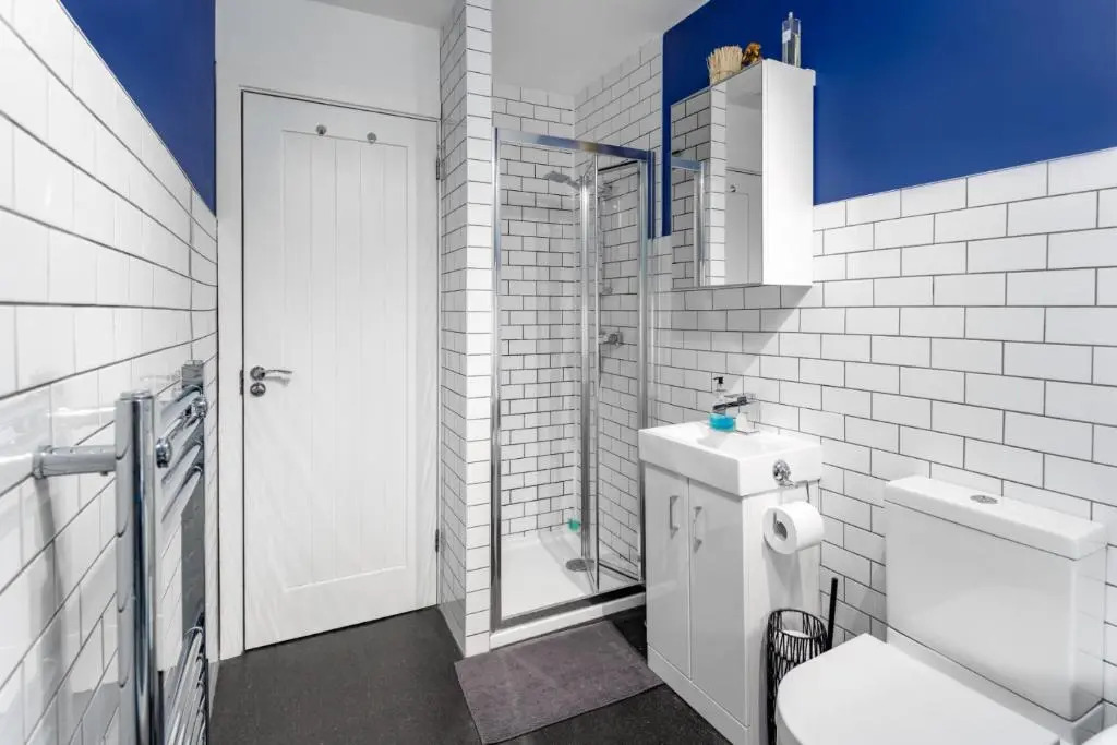 Air Host and Stay - The Scouse House - Quirky 2 bedroom mews house mins from Sefton Park