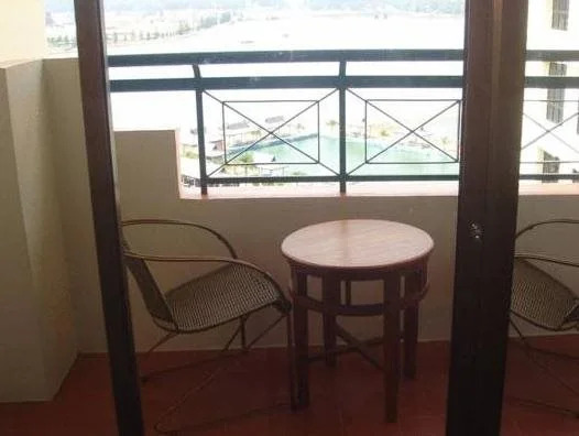 Marina Cove Resort