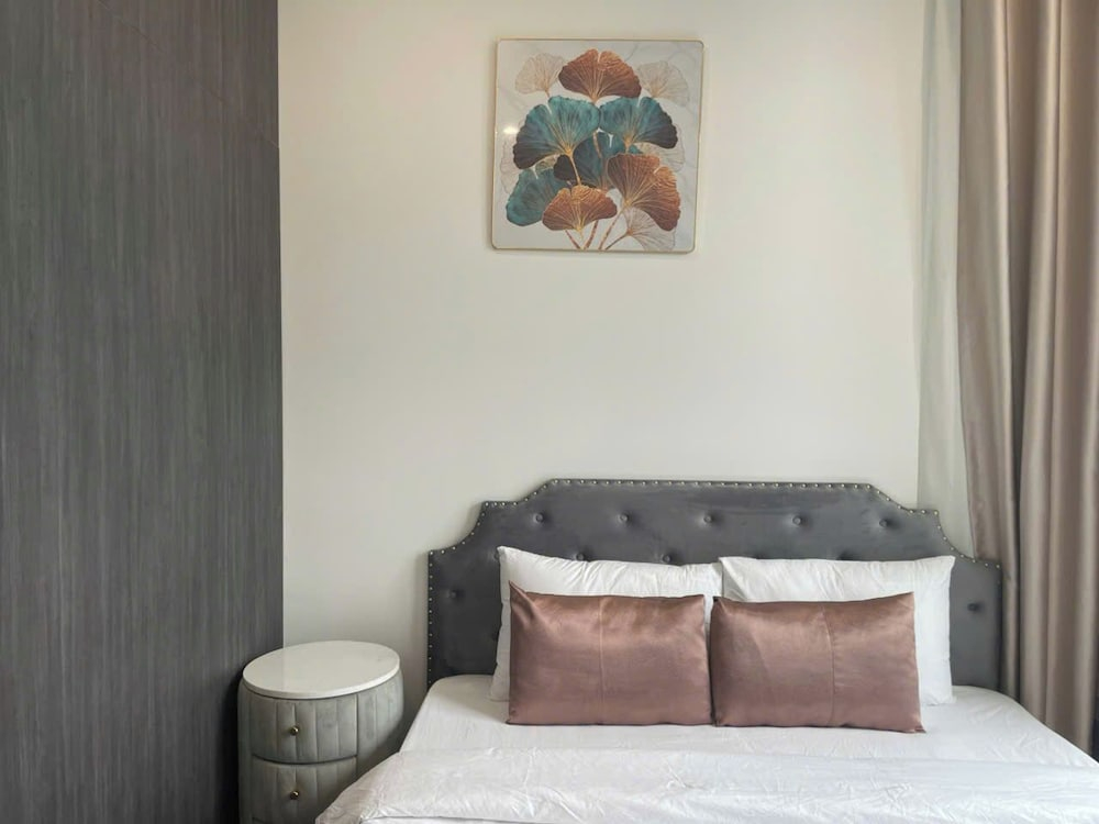 Vertex Masteri Residence Luxury Vacation