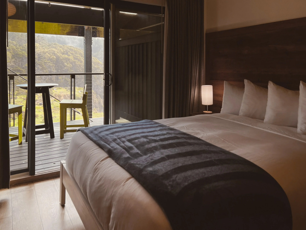 Timber Cove Resort