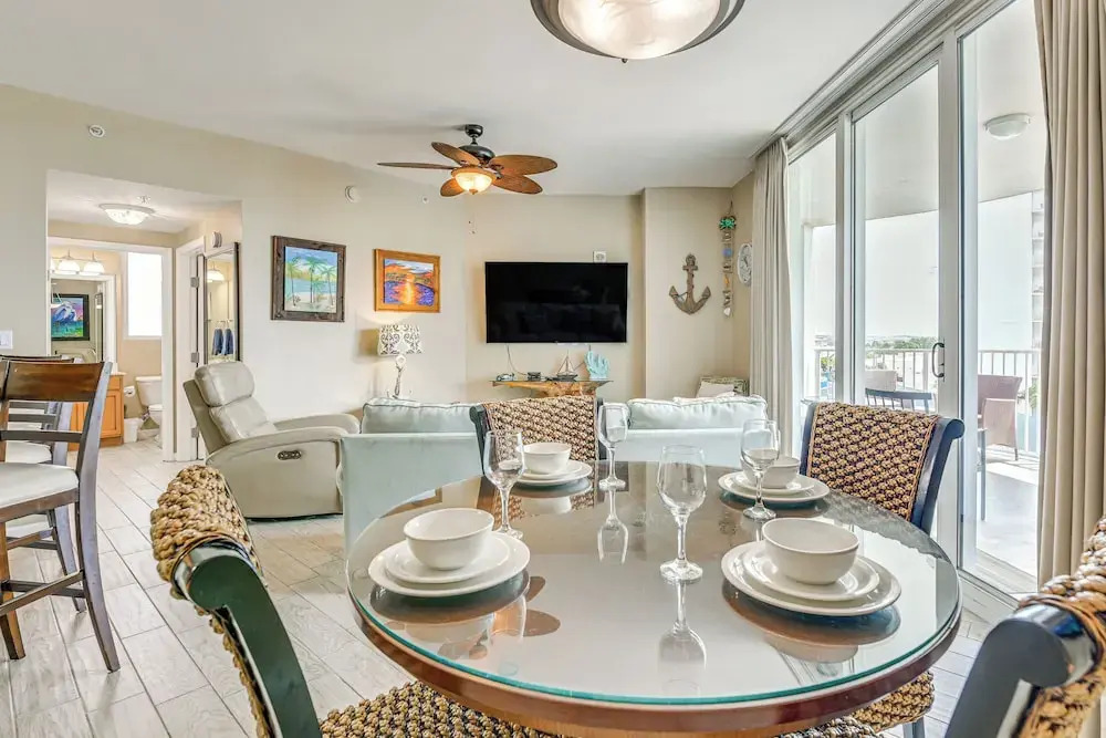 Walk to Beach: Poolside Oasis in Palms of Destin!