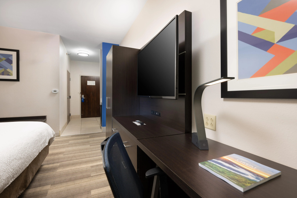 Holiday Inn Express & Suites Chattanooga-Hixson by IHG