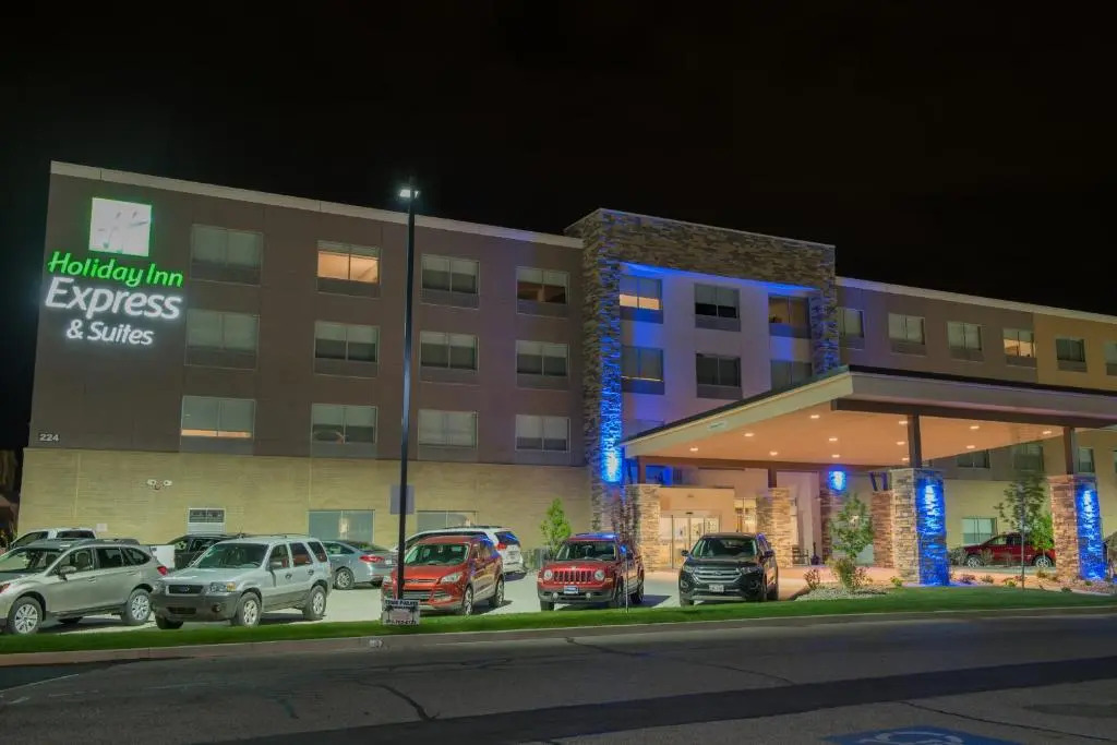 Holiday Inn Express & Suites Dayton North - Vandalia by IHG