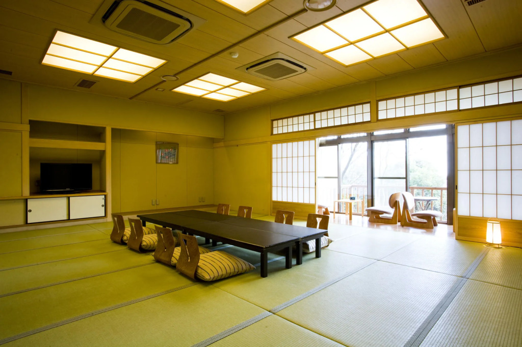 山荘 風の杜 Sanso Kazenomori