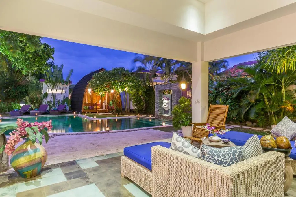Villa Purple