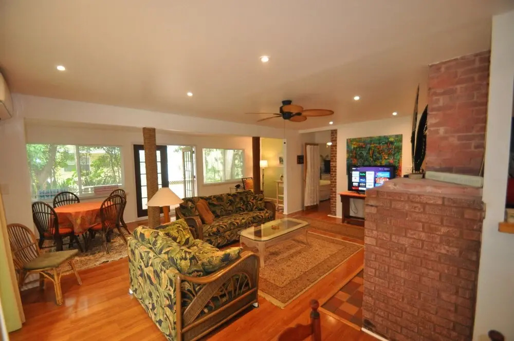 Treasure Island Beach Retreat Sleeps Up To 21