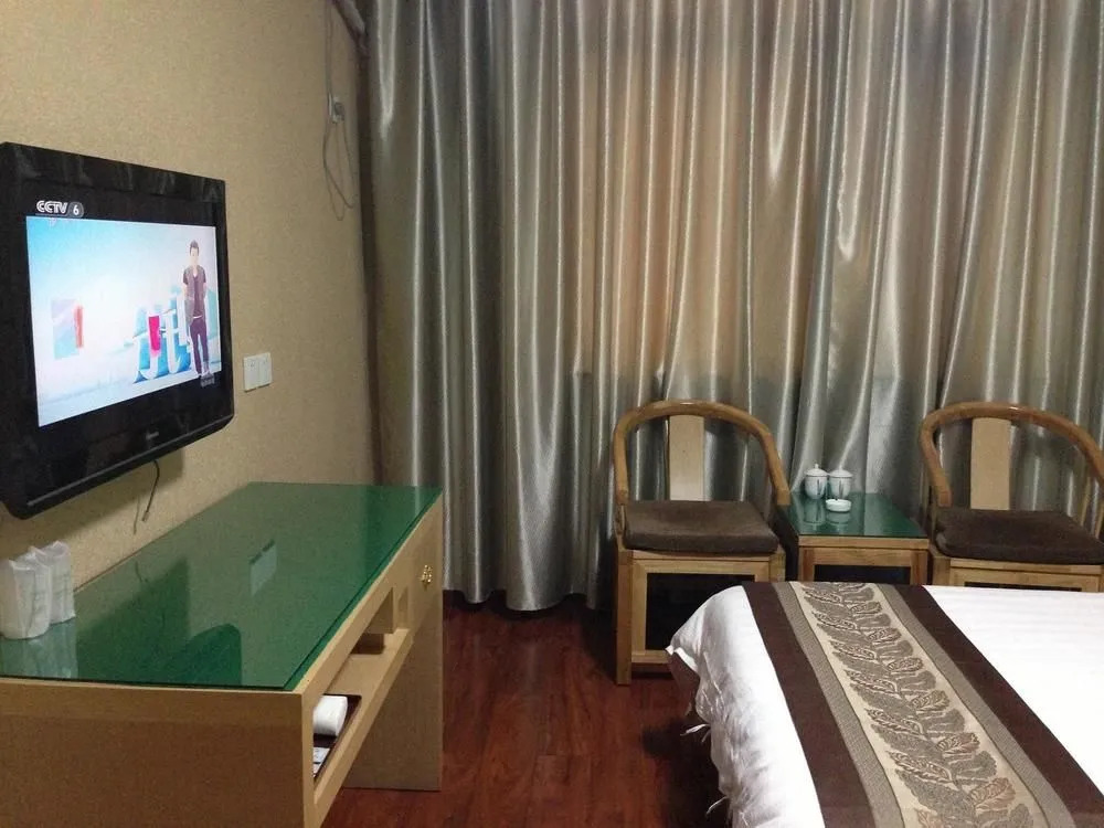Jindu Hotel(中原金都大酒店（枣庄吾悦广场店）)