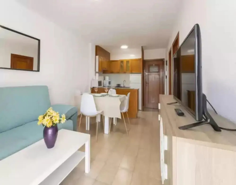 Iris - Apartment In Grau I Platja. Free Wifi