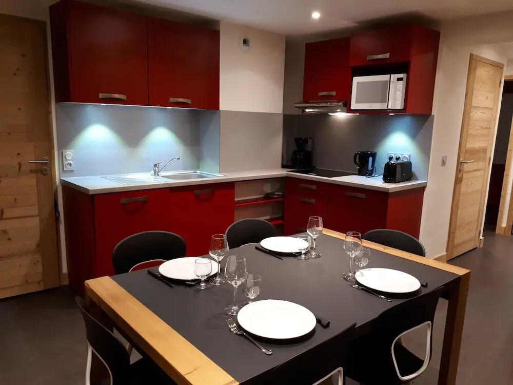 Residence LES Coches Apartment in a Family Resort at the Bottom of the Slopes Bac410