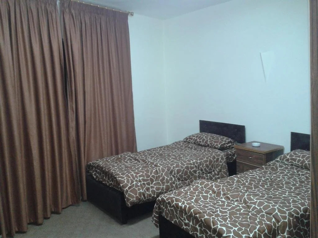 City Hotel