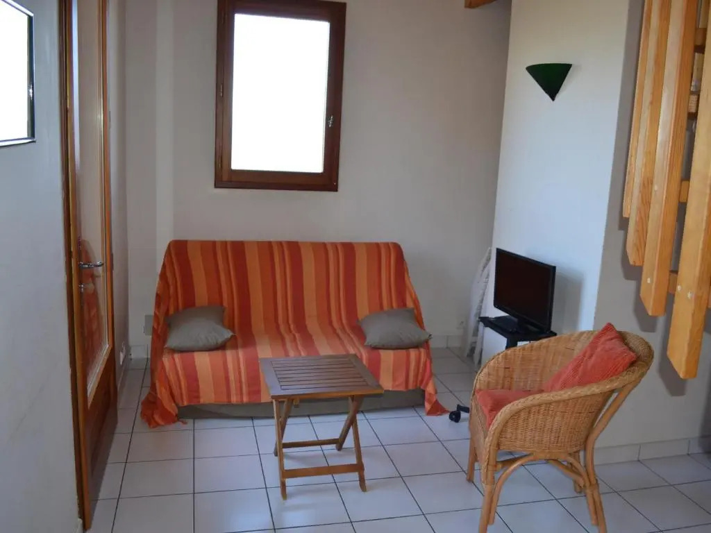 Chalet Albiez-Montrond, 4 pièces, 8 personnes - FR-1-618-16