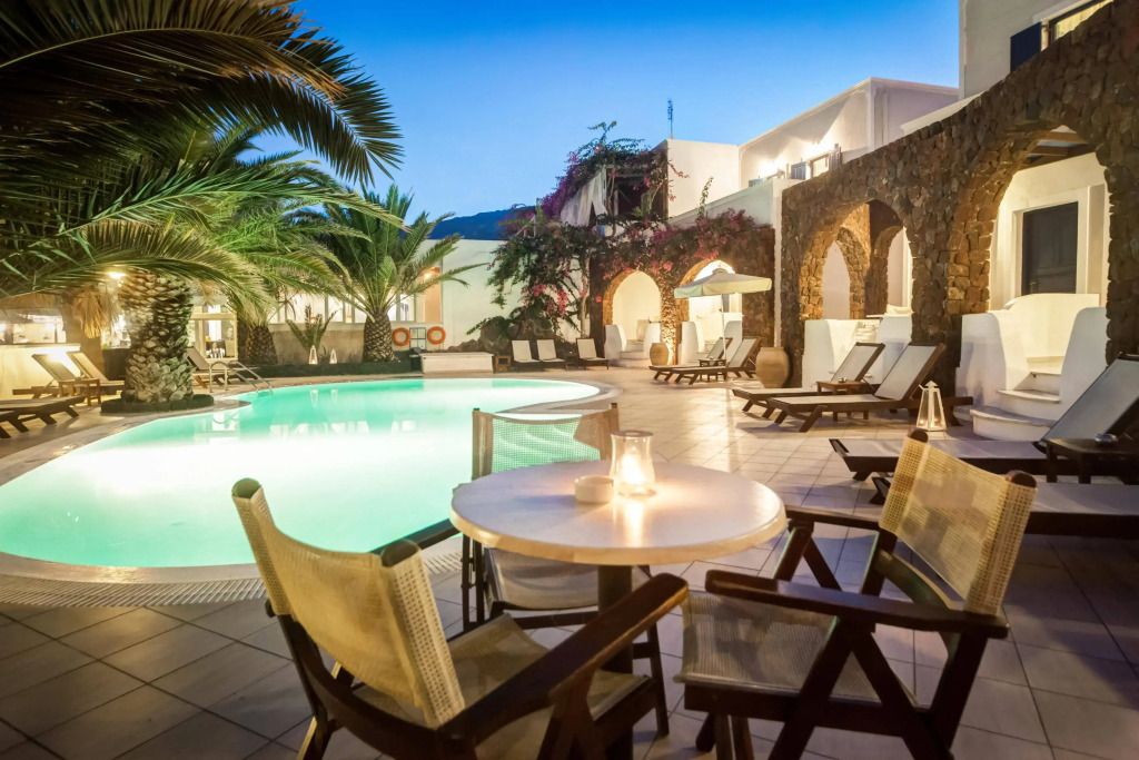 Arion Bay Hotel Santorini