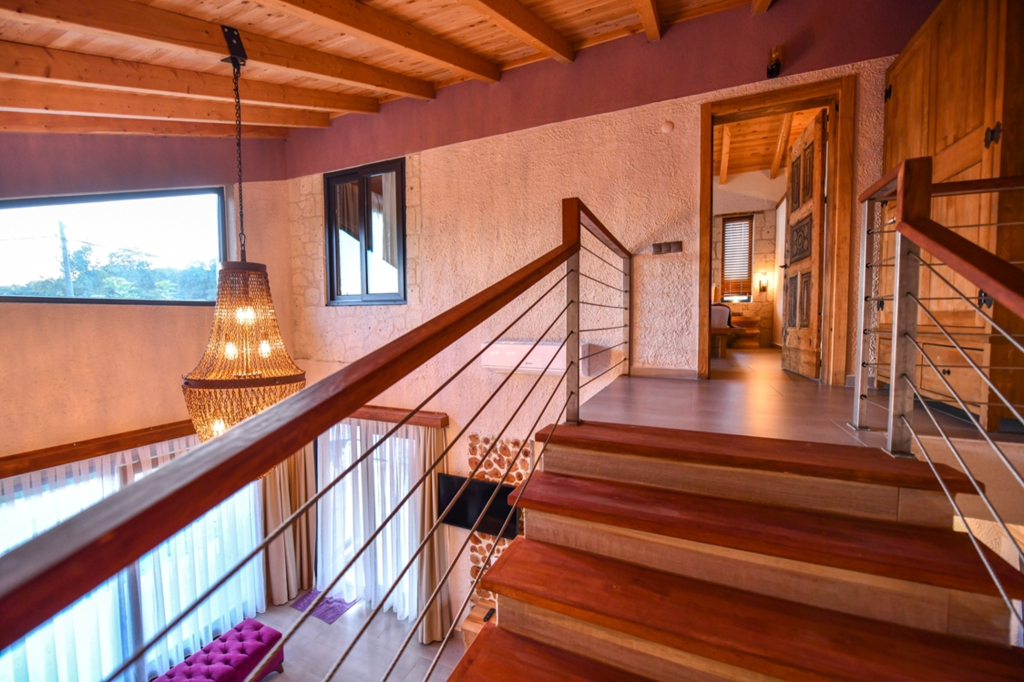 Volans Suites Villas