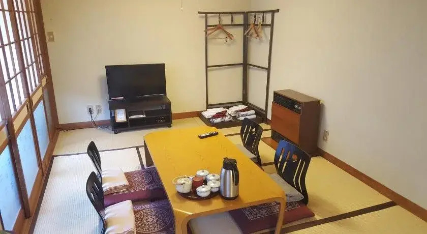 Ryokan Maruya