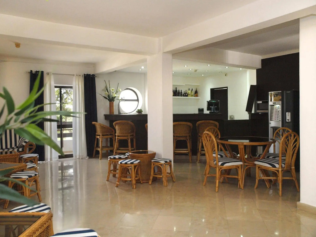 Portimão Center Hotel by Umbral
