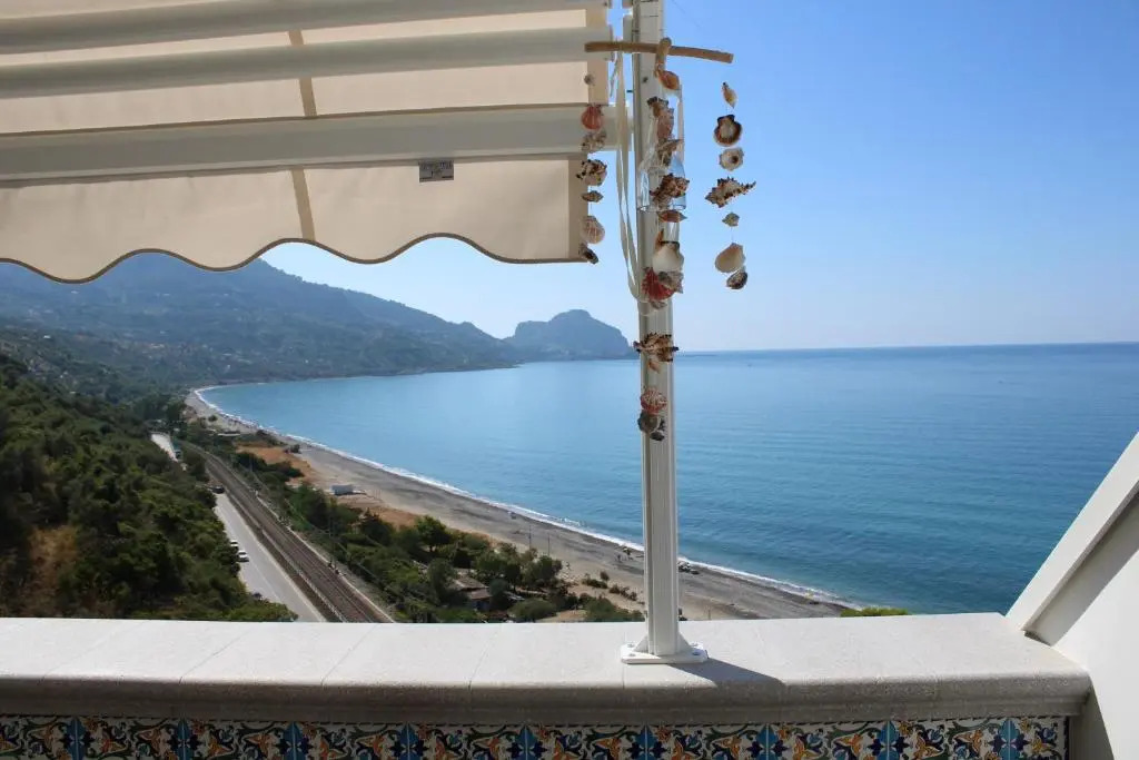 Cefalù seaside suite
