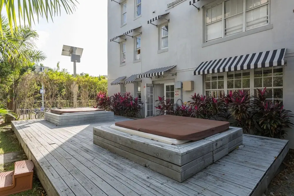 Holiday Apartment on Lincoln Road