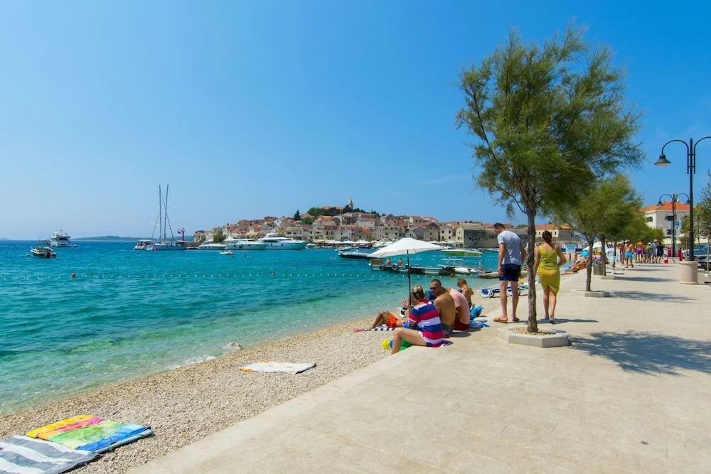 Apartments Guzela