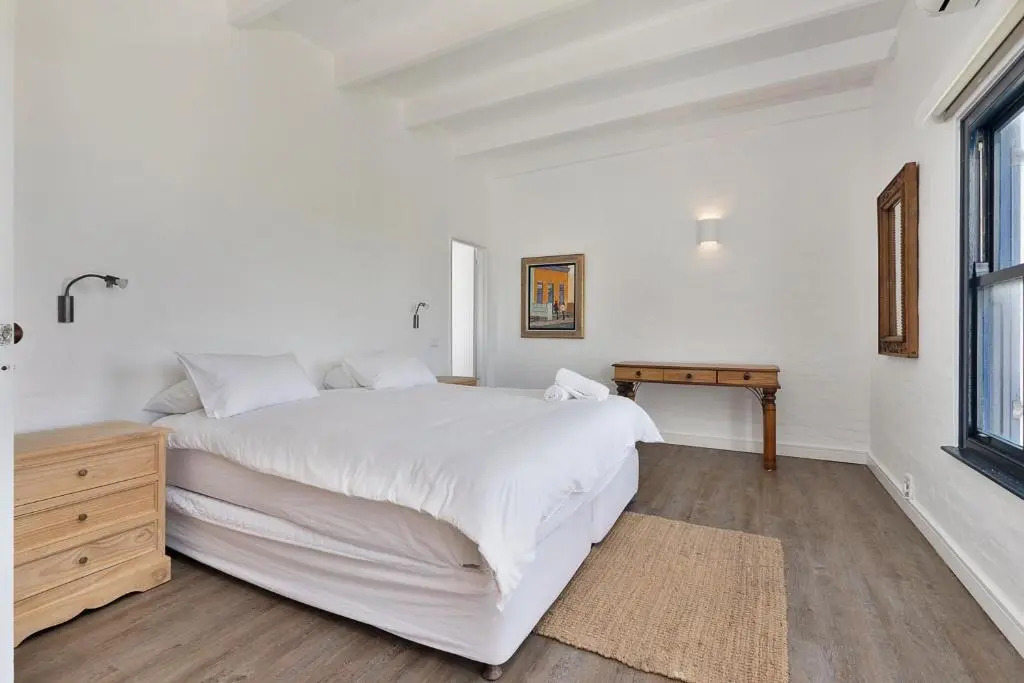 Santorini Kamari 21 (Family Only)
