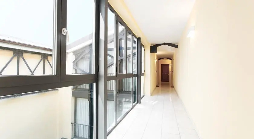 Adriano Residence