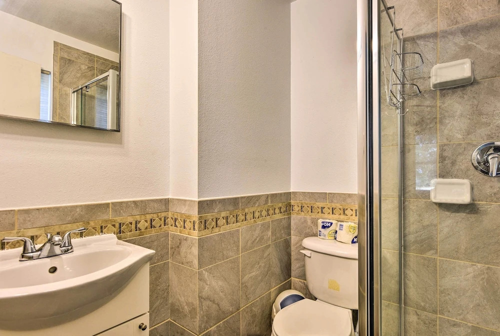 Sandford Vacation Rental Near Airport & Lake!