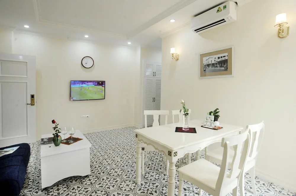 Libra Hotel Residence by Luxe Paradise