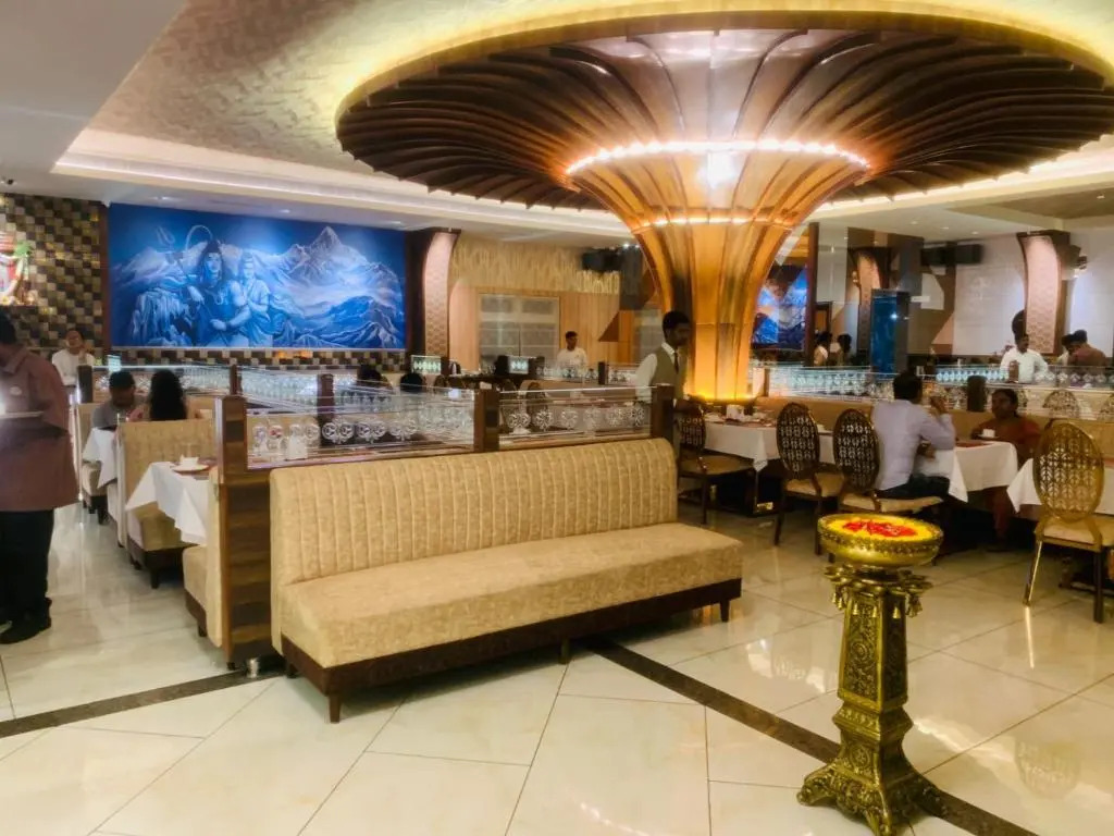 Rajathadri Royal Inn