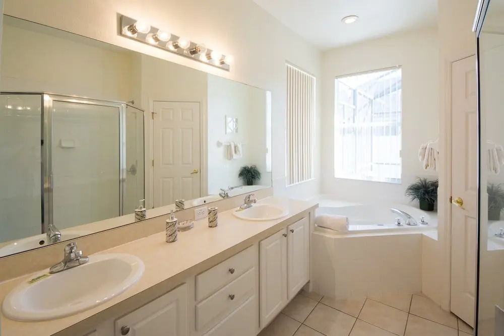5BR Calabay Parc Pool Home 513 by OVRH