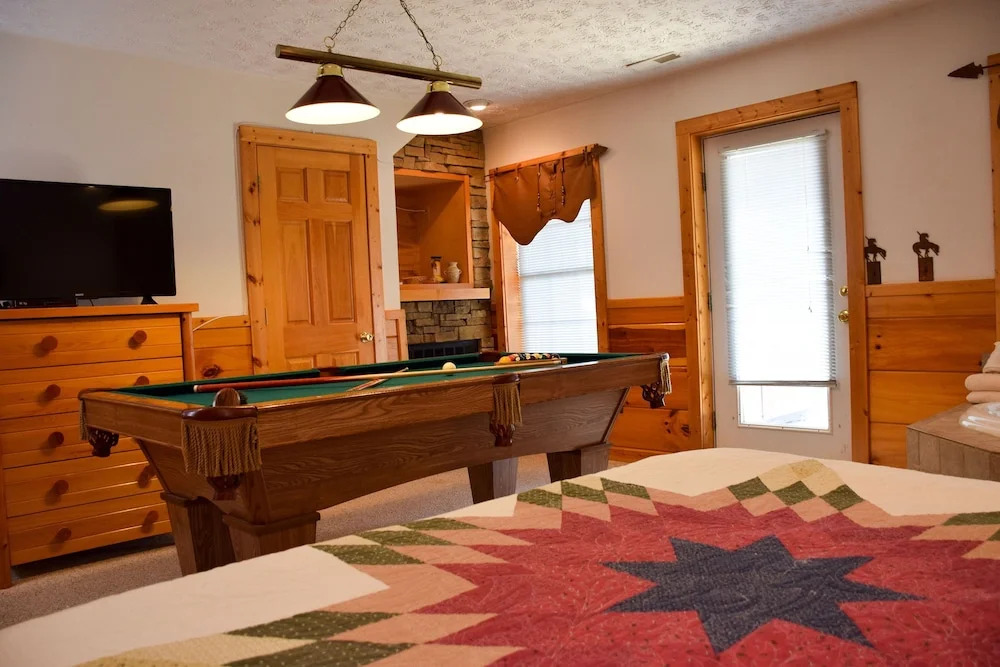 A PAINTED PONY - 1 Br Cabin