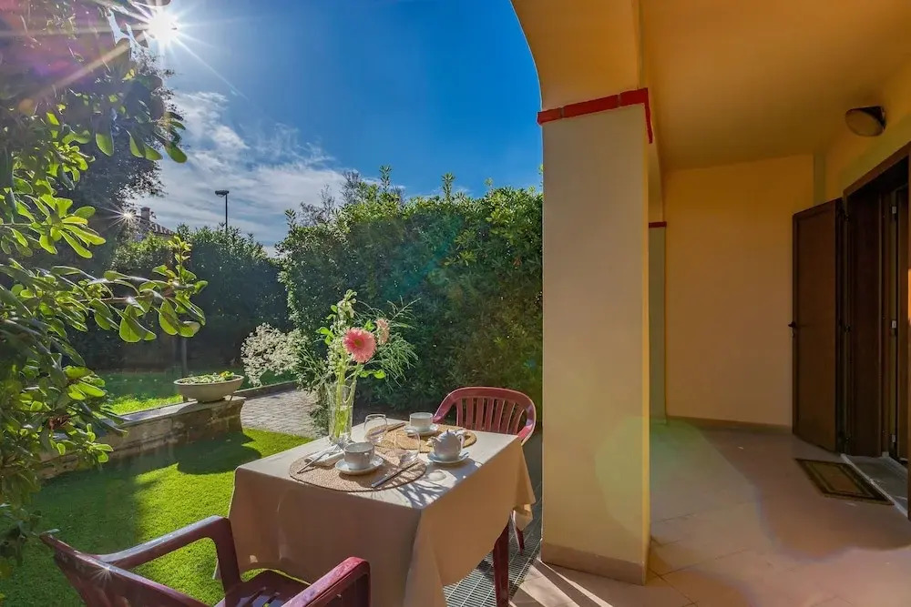 Tranquil Retreat Near Rome for 4